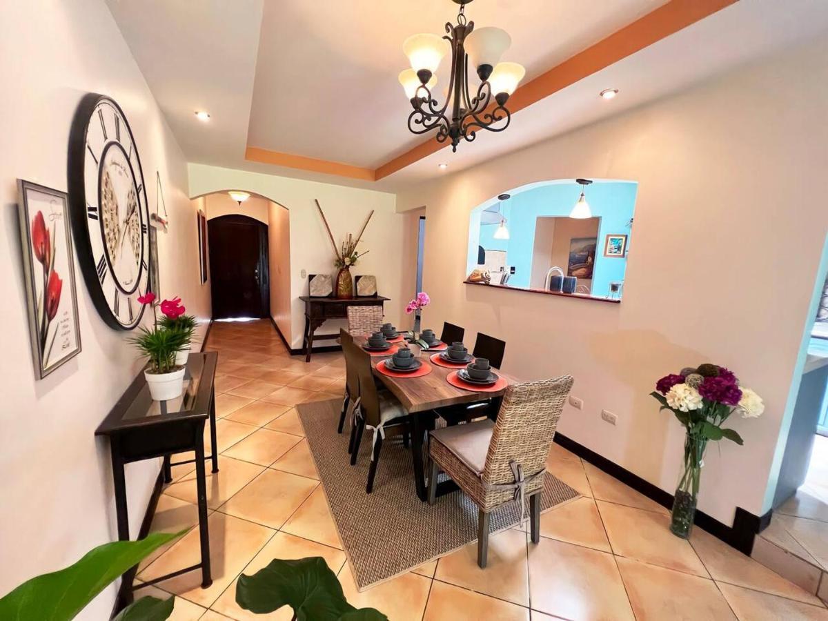 Beautiful Home W/ Backyard, Ac - Close To Airport Brasil Экстерьер фото